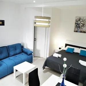 Seaeye Apartment